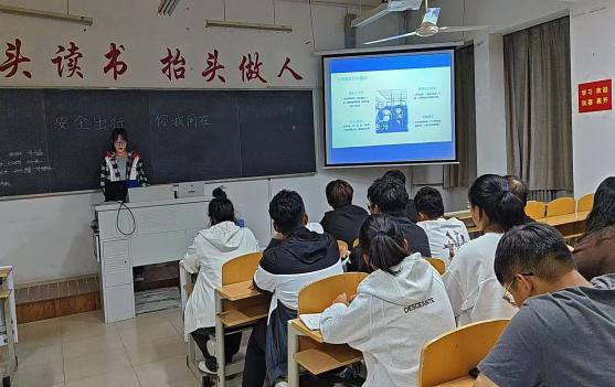 fc84c0f51bbf99f41151e9563a25c95